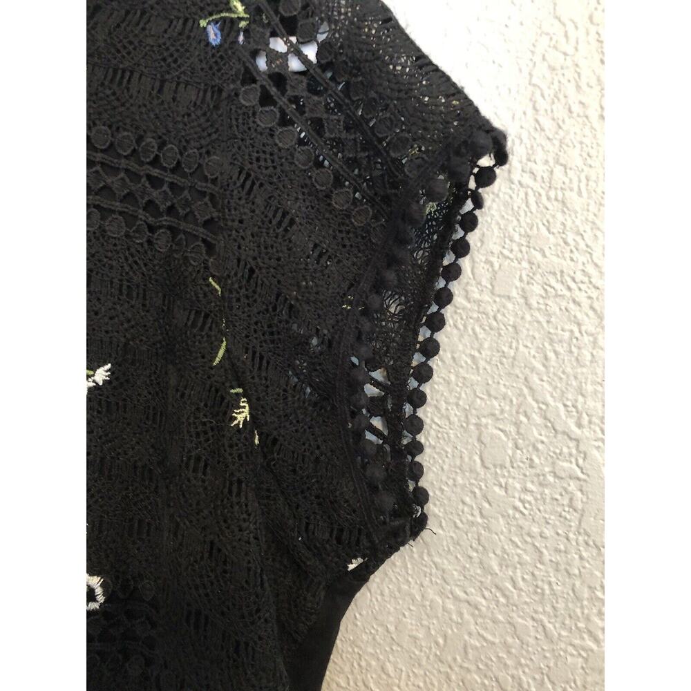Karen Kane Womens Top Medium Black‎ Sheer Lace Embroidered Floral Cottagecore - Picture 5 of 6